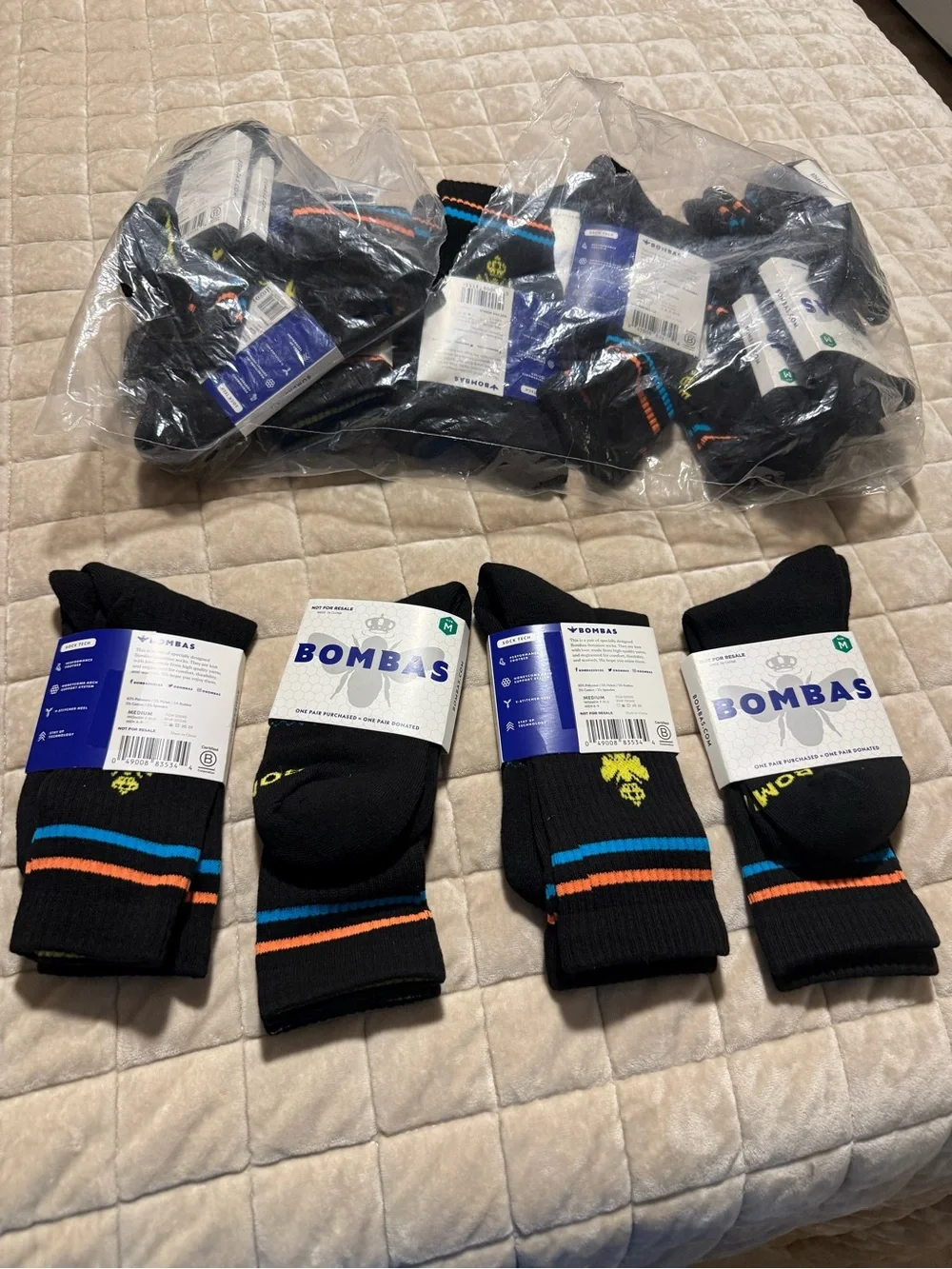 New,17 pair lot of Bombas high socks